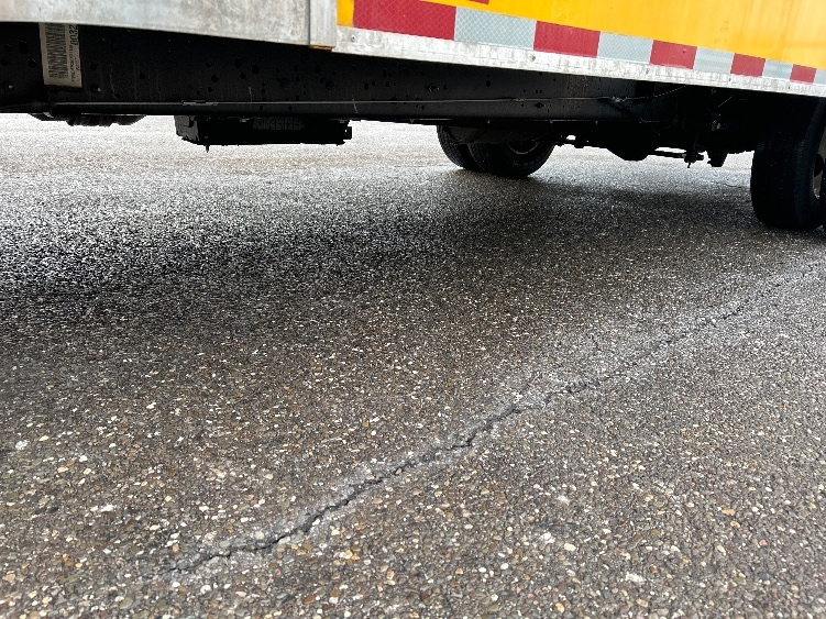 Used 2022 Ford E-350 - photo 7