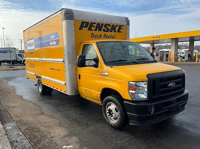 Used 2022 Ford E-350 - photo 1