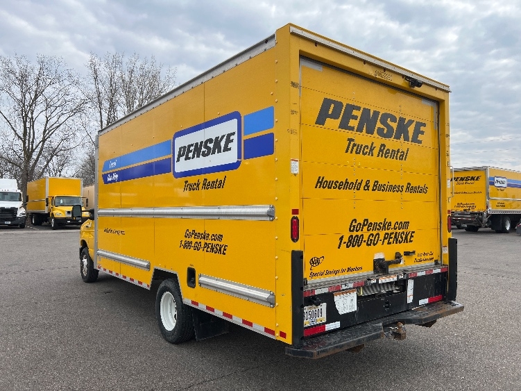 Used 2022 Ford E-350 - photo 7