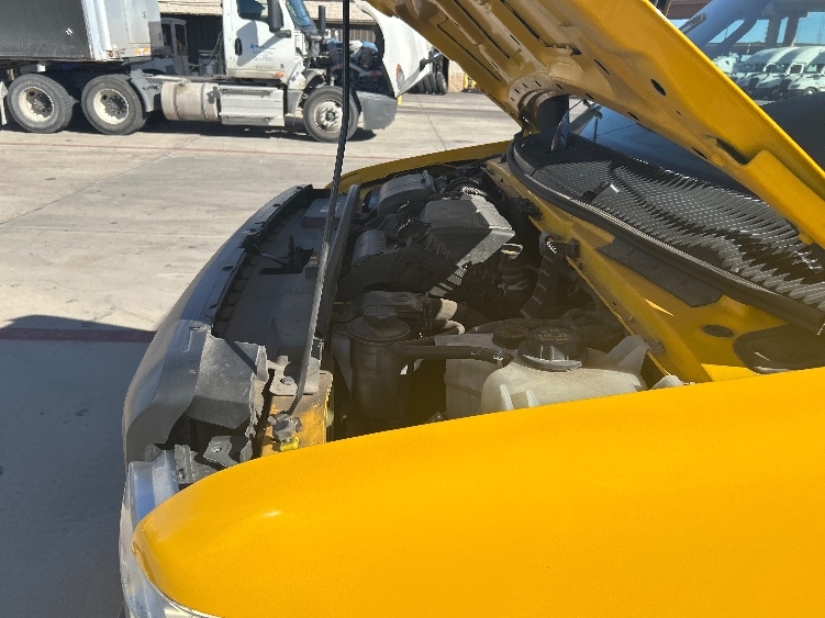 Used 2022 Ford E-350 - photo 26