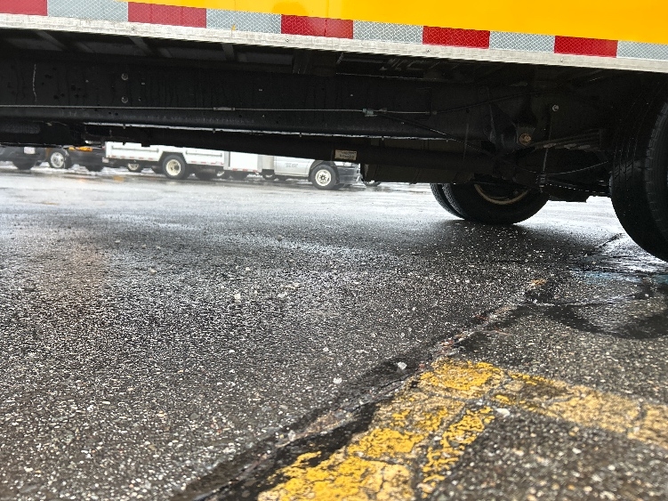 Used 2022 Ford E-350 - photo 7