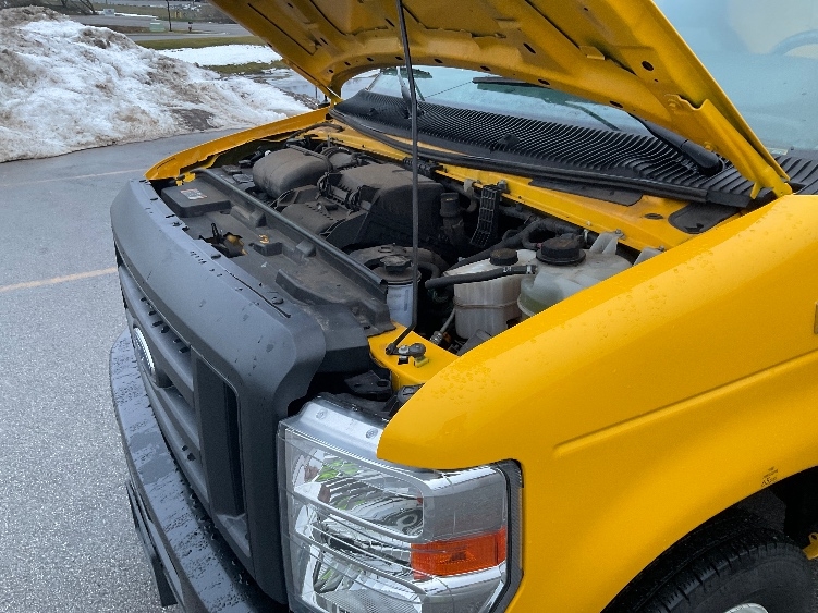 Used 2022 Ford E-350 - photo 26