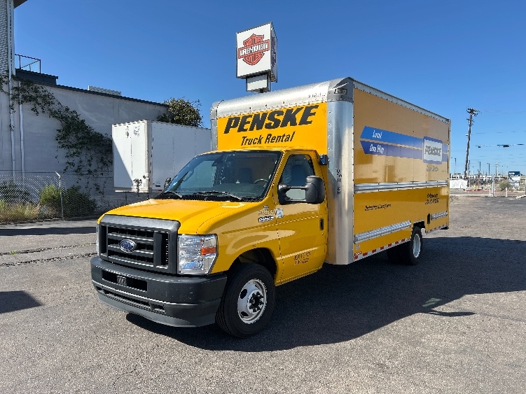 Used 2022 Ford E-350 - photo 5