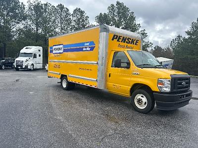 Used 2022 Ford E-350 - photo 1