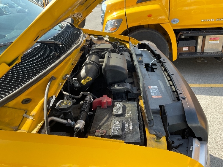 Used 2022 Ford E-350 - photo 24