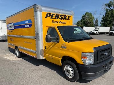 Used 2022 Ford E-350 - photo 1