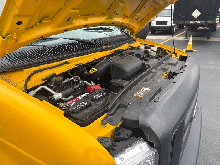 Used 2022 Ford E-350 - photo 24