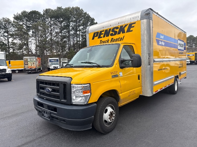 Used 2022 Ford E-350 - photo 5