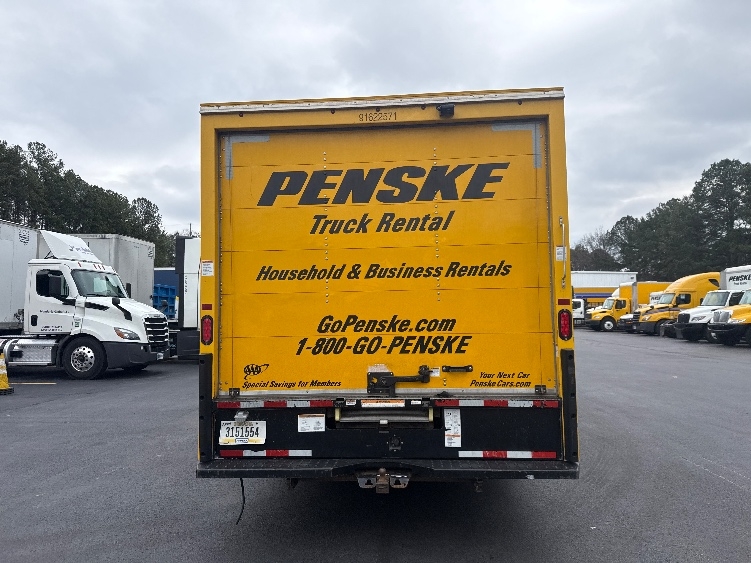 Used 2022 Ford E-350 - photo 9