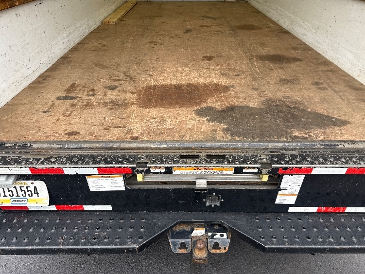 Used 2022 Ford E-350 - photo 11