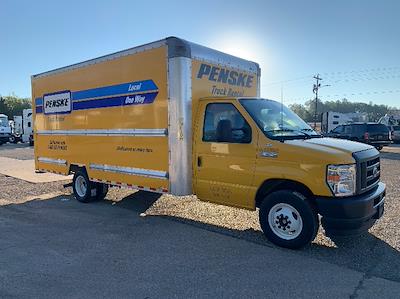 Used 2022 Ford E-350 - photo 1