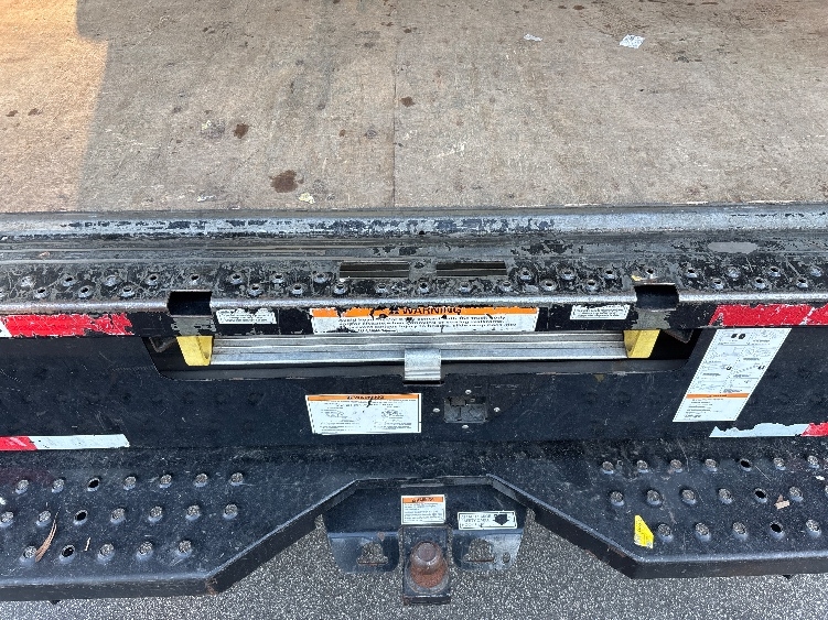 Used 2022 Ford E-350 - photo 11