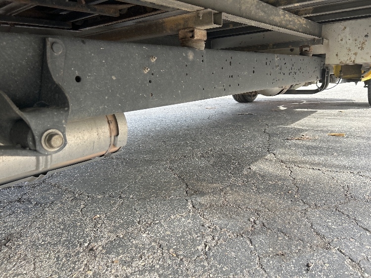 Used 2023 Ford E-350 - photo 16