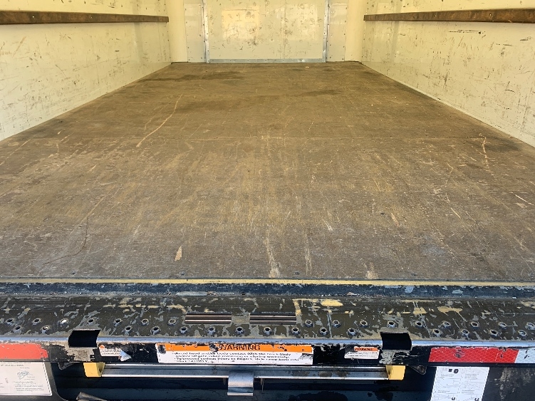 Used 2023 Ford E-350 - photo 12