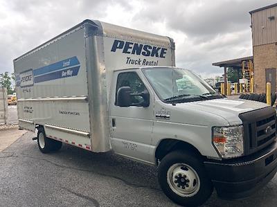 Used 2023 Ford E-350 - photo 1
