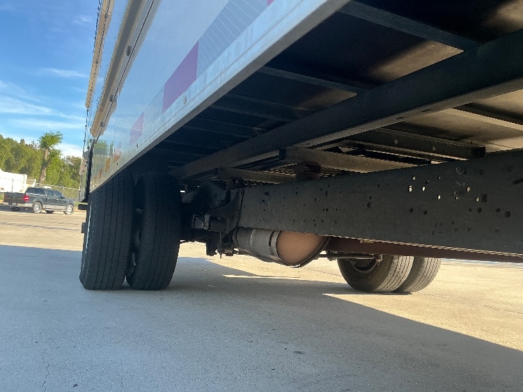 Used 2023 Ford E-350 - photo 16