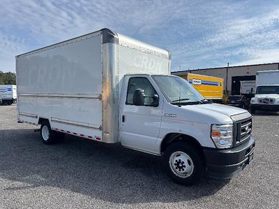 Used 2023 Ford E-350 - photo 1