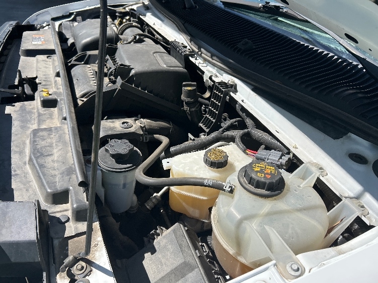 Used 2023 Ford E-350 - photo 26