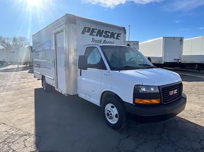 Used 2022 GMC Savana 3500 Morgan Truck Body Box Van for sale #91627077 - photo 1