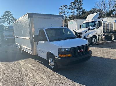 Used 2022 GMC Savana 3500 - photo 1