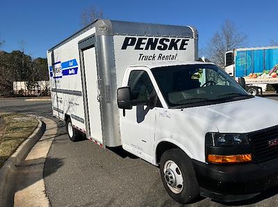 Used 2022 GMC Savana 3500 Box Van for sale #91627442 - photo 1