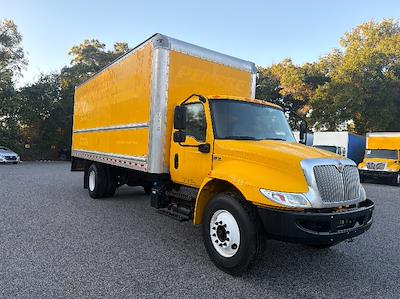 Used 2020 International MV Box Truck for sale #9220700 - photo 1