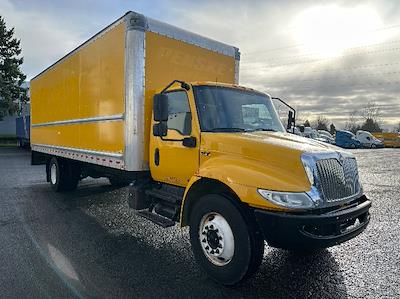 Used 2020 International MV Box Truck for sale #92601170 - photo 1