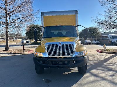 Used 2021 International MV Box Truck for sale #92601567 - photo 2