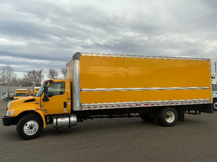 Used 2021 International MV - photo 6