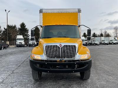 Used 2021 International MV Box Truck for sale #92601969 - photo 2