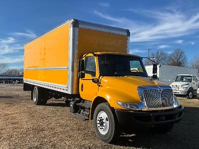 Used 2021 International MV Box Truck for sale #92601981 - photo 1