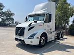 Used 2020 Volvo VNR Volvo D13 Semi Truck for sale #CW1001 - photo 3