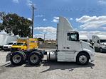 Used 2020 Volvo VNR Volvo D13 Semi Truck for sale #CW1005 - photo 8