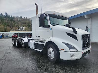 Used 2021 Volvo VNR Volvo D13 Semi Truck for sale #CW1037 - photo 1