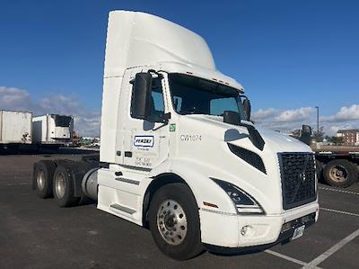 Used 2021 Volvo VNR Volvo D13 Semi Truck for sale #CW1074 - photo 1