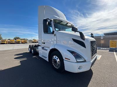 Used 2021 Volvo VNR Volvo D13 Semi Truck for sale #CW1083 - photo 1