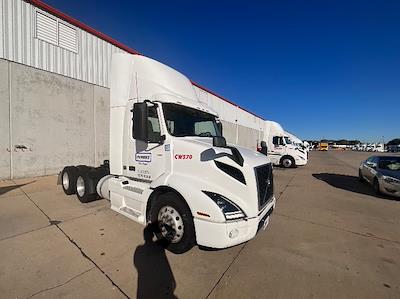 Used 2021 Volvo VNR Volvo D13 Semi Truck for sale #CW570 - photo 1