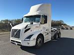 Used 2020 Volvo VNR Volvo D13 Semi Truck for sale #CW630 - photo 3