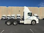 Used 2020 Volvo VNR Volvo D13 Semi Truck for sale #CW630 - photo 8