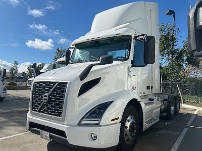 Used 2021 Volvo VNR Volvo D13 Semi Truck for sale #CW702 - photo 1