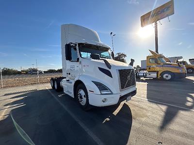 Used 2020 Volvo VNR Volvo D13 Semi Truck for sale #CW714 - photo 1