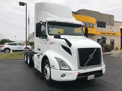 Used 2020 Volvo VNR Volvo D13 Semi Truck for sale #CW717 - photo 1