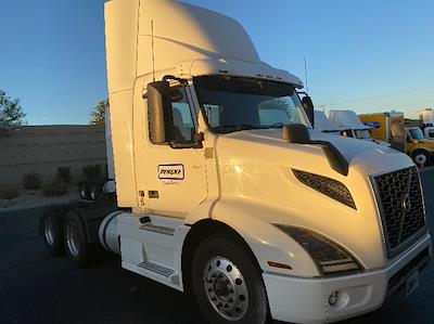 Used 2020 Volvo VNR Volvo D13 Semi Truck for sale #CW720 - photo 1