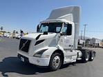 Used 2020 Volvo VNR Volvo D13 Semi Truck for sale #CW725 - photo 3