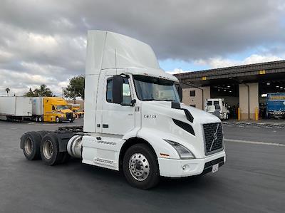 Used 2020 Volvo VNR Volvo D13 Semi Truck for sale #CW739 - photo 1