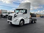 Used 2020 Volvo VNR Volvo D13 Semi Truck for sale #CW739 - photo 3