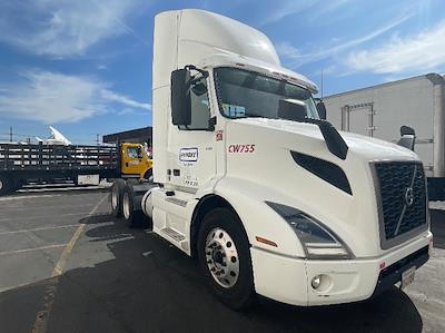 Used 2020 Volvo VNR Volvo D13 Semi Truck for sale #CW755 - photo 1