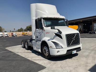 Used 2020 Volvo VNR Volvo D13 Semi Truck for sale #CW757 - photo 1