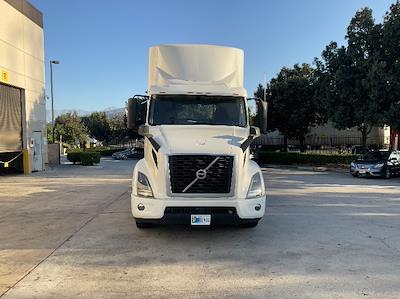Used 2020 Volvo VNR Volvo D13 Semi Truck for sale #CW774 - photo 2