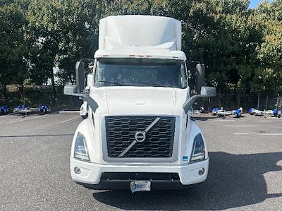 Used 2020 Volvo VNR Volvo D13 Semi Truck for sale #CW838 - photo 2